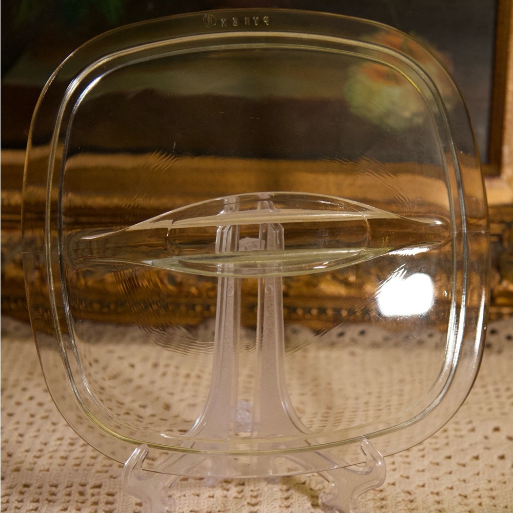 Pyrex Clear Glass Food Storage Container